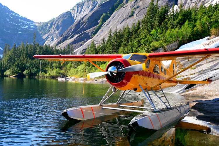 Alaska bush plane